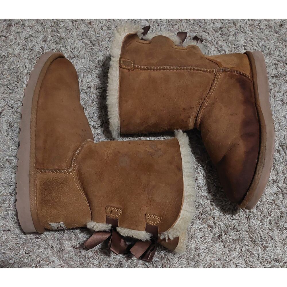 UGG metro short bow Chestnut Boots SZ 6 - Picture 2 of 14